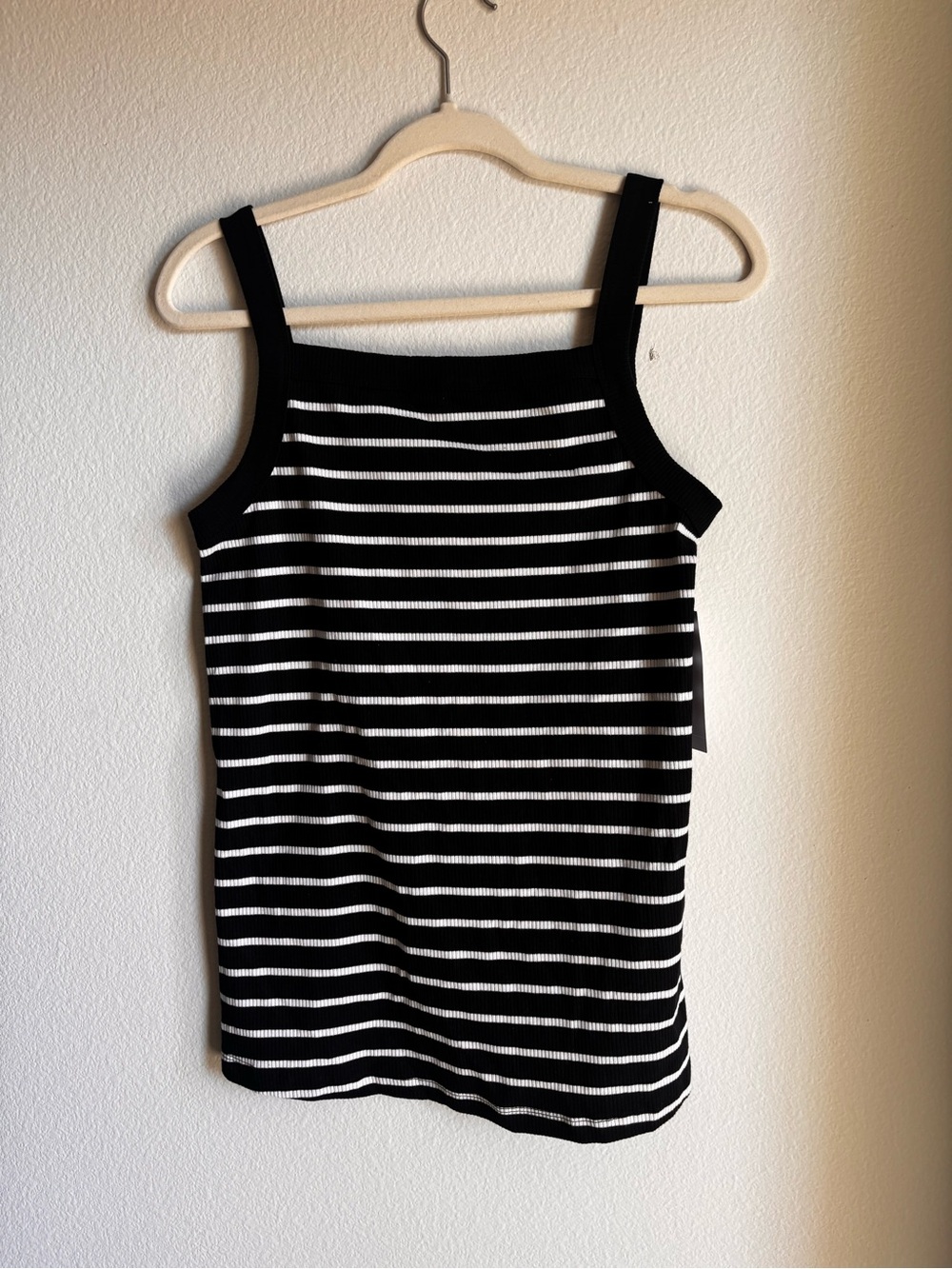 NWT Isabel Maternity Black & White Striped Ribbed Tank – Large